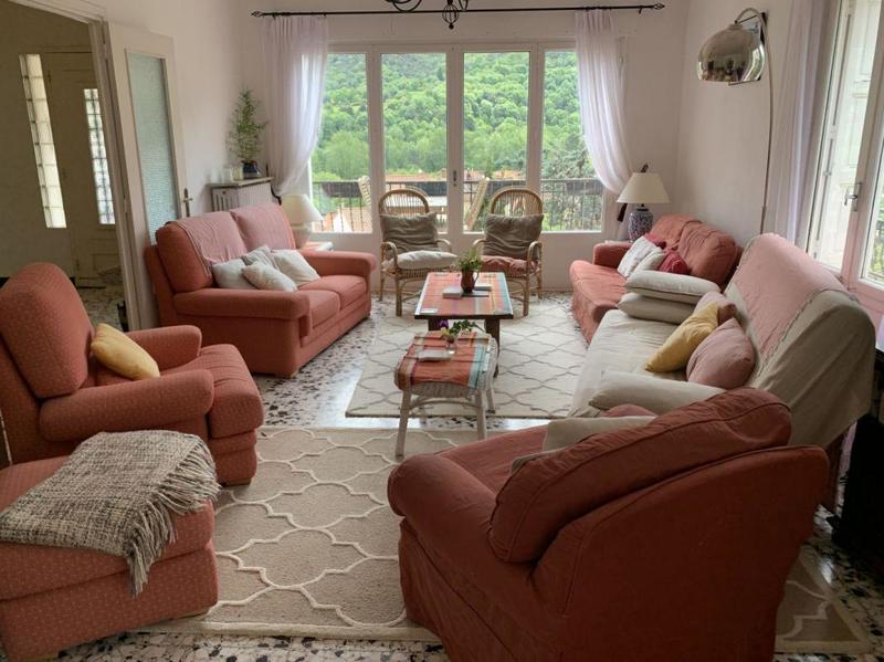 Maison - 184 m² - 9 pièces