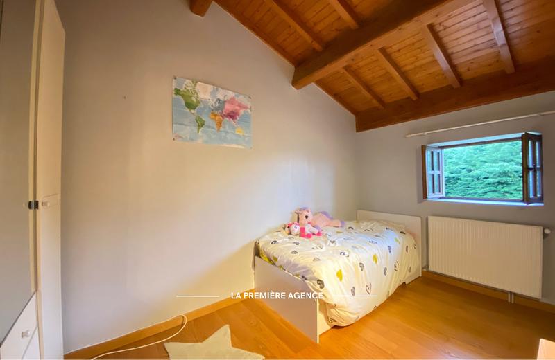 Maison - 320 m² - 9 pièces