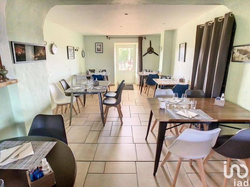 Local commercial - 393 m²