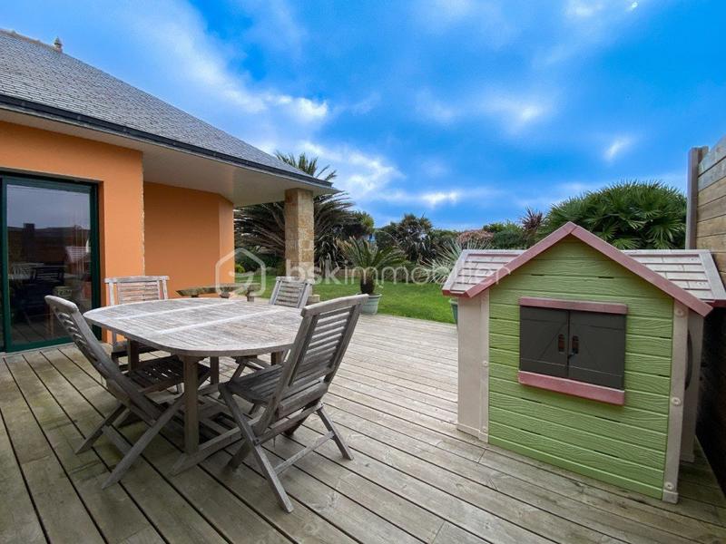 Demeure - 155 m² - 8 pièces