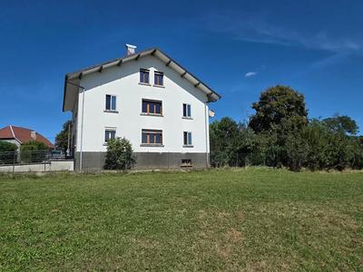 Maison - 316 m² - 9 pièces