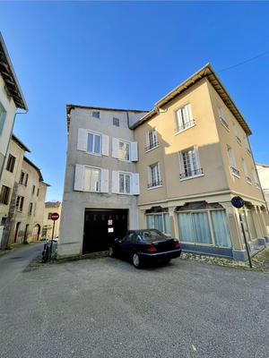 Immeuble - 126 m² - 6 pièces