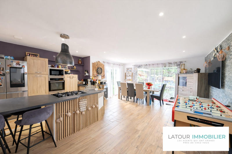 Maison - 120 m² - 5 pièces