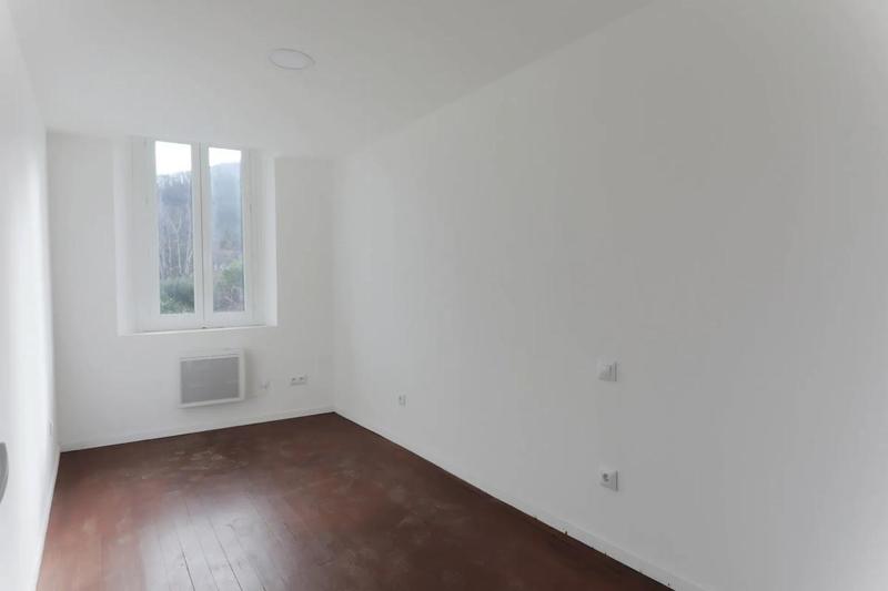 Appartement - 600 m² - 25 pièces