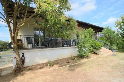 Maison - 190 m² - 8 pièces