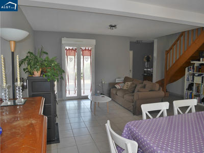 Maison - 108 m² - 5 pièces