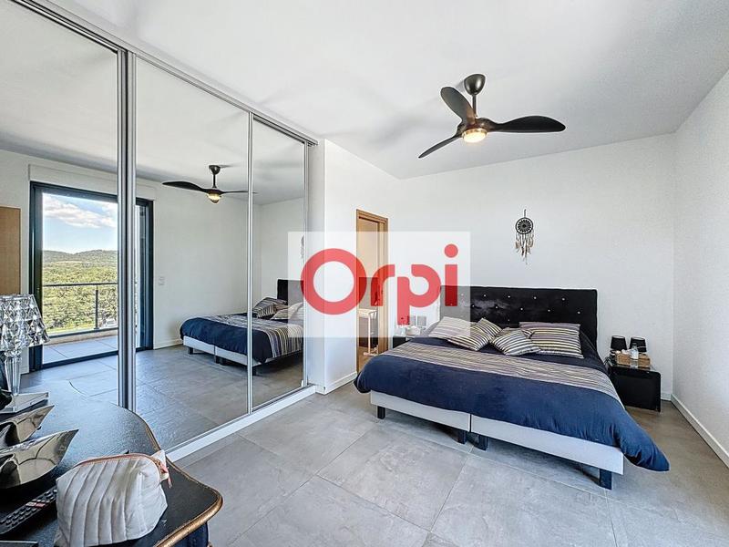 Penthouse - 157 m² - 4 pièces