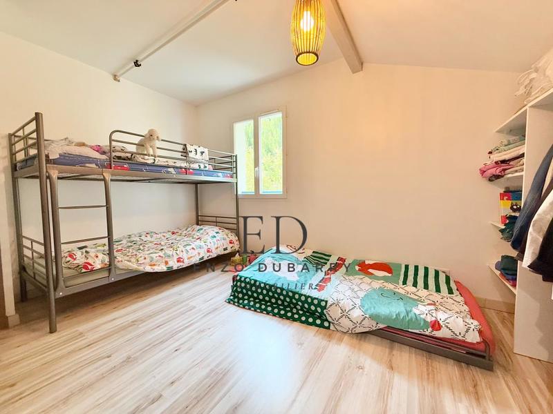 Maison - 170 m² - 6 pièces