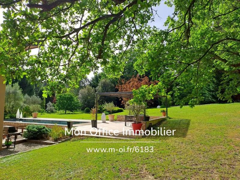 Maison - 160 m² - 5 pièces