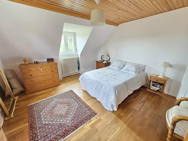 Maison - 143 m² - 5 pièces