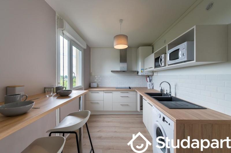 Chambre - 11 m² - 1 pièce