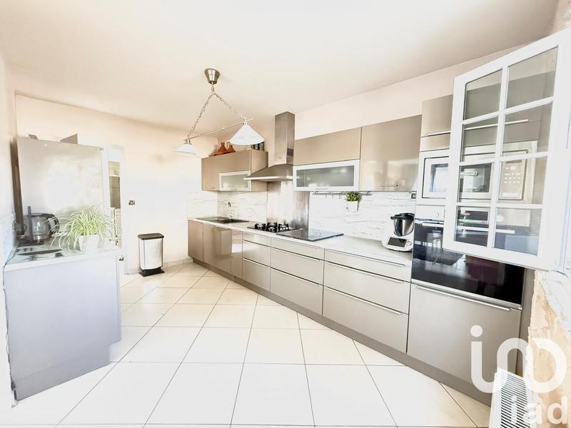 Maison - 113 m² - 7 pièces