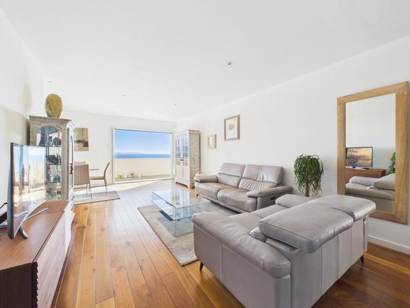 Appartement - 116 m² - 4 pièces