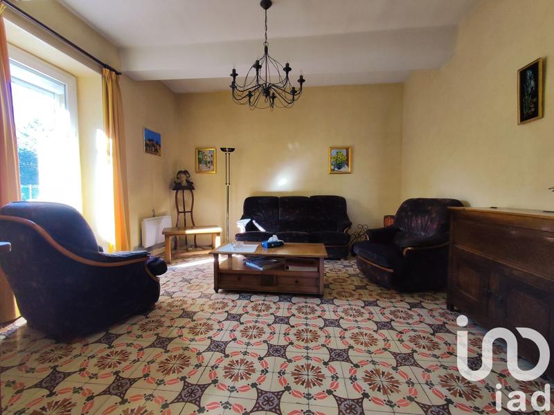 Maison - 210 m² - 7 pièces