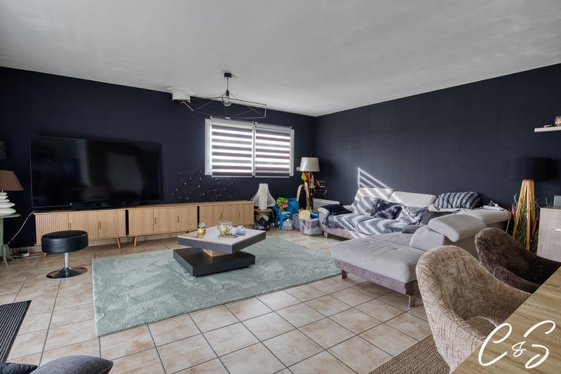 Maison - 95 m² - 5 pièces