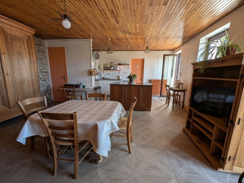 Maison - 161 m² - 6 pièces