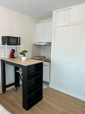 Studio - 11 m² - 1 pièce