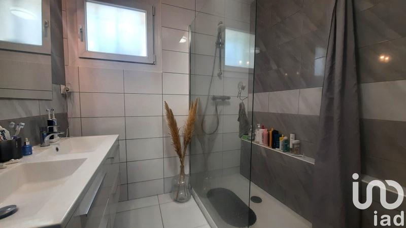 Maison - 104 m² - 4 pièces