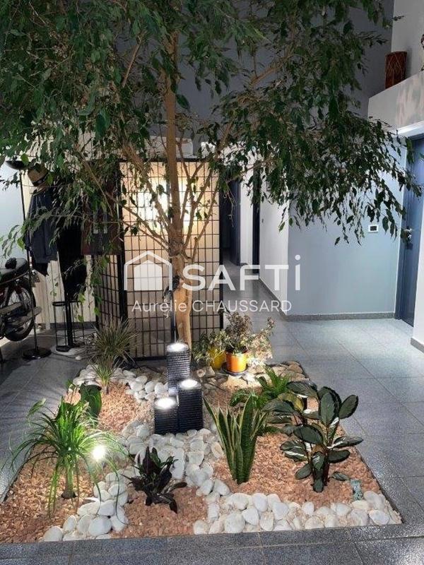 Maison - 171 m² - 6 pièces