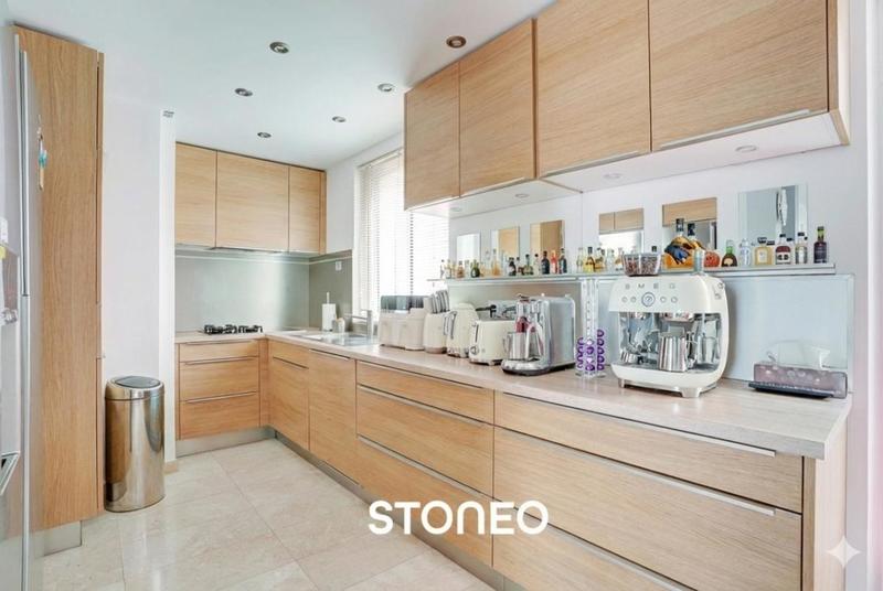 Appartement ancien - 91 m² - 4 pièces