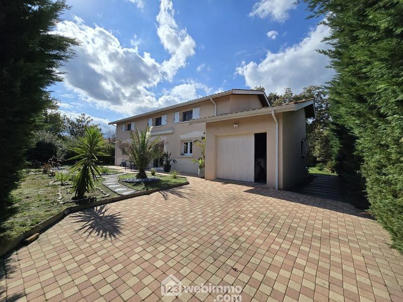 Maison - 161 m² - 5 pièces