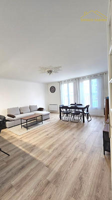 Appartement - 98 m² - 4 pièces