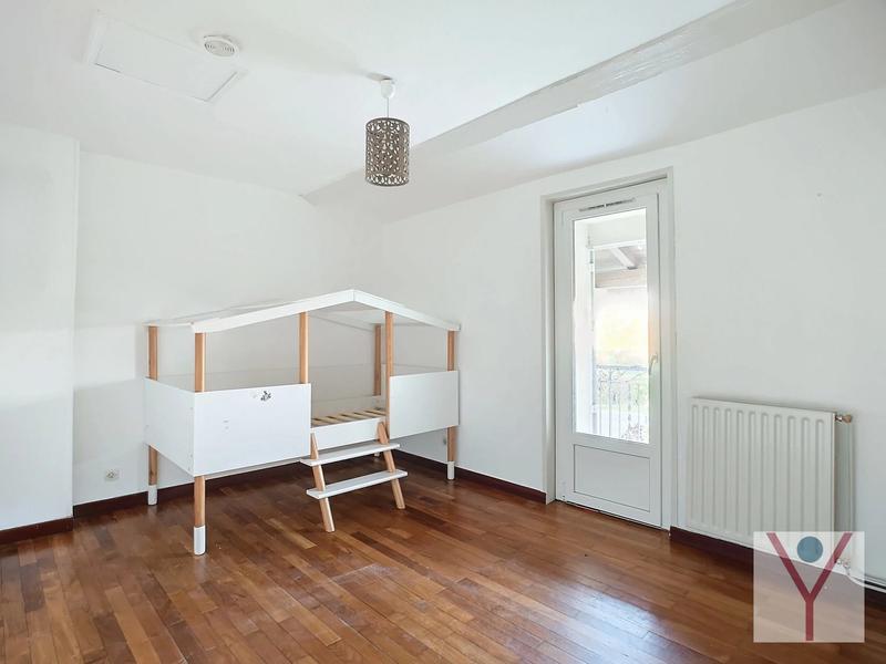 Maison traditionnelle - 148 m² - 6 pièces