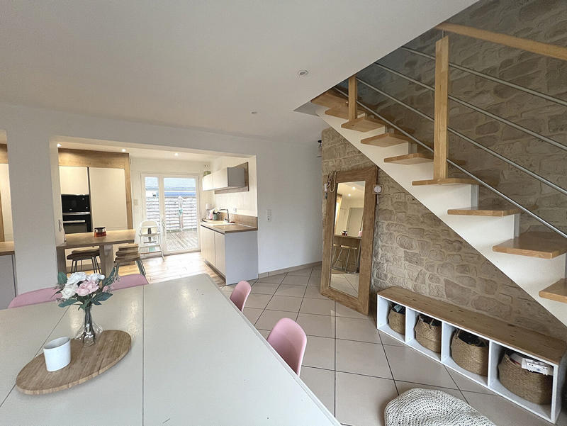 Maison - 168 m² - 7 pièces