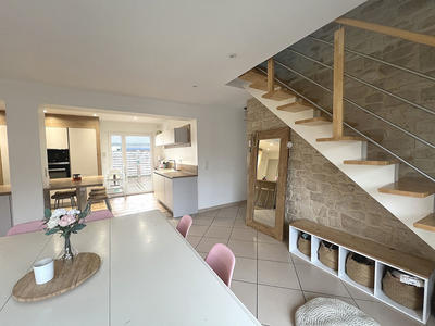 Maison - 168 m² - 7 pièces