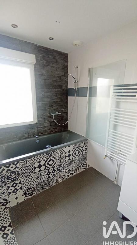 Maison - 85 m² - 4 pièces