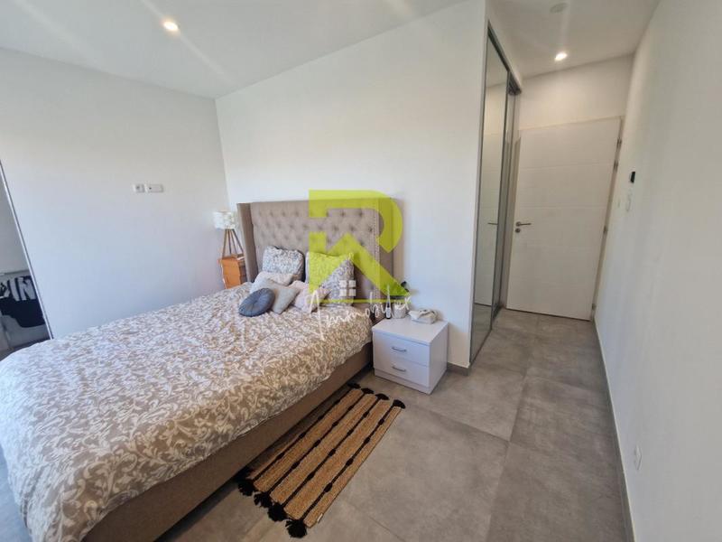 Maison - 103 m² - 4 pièces