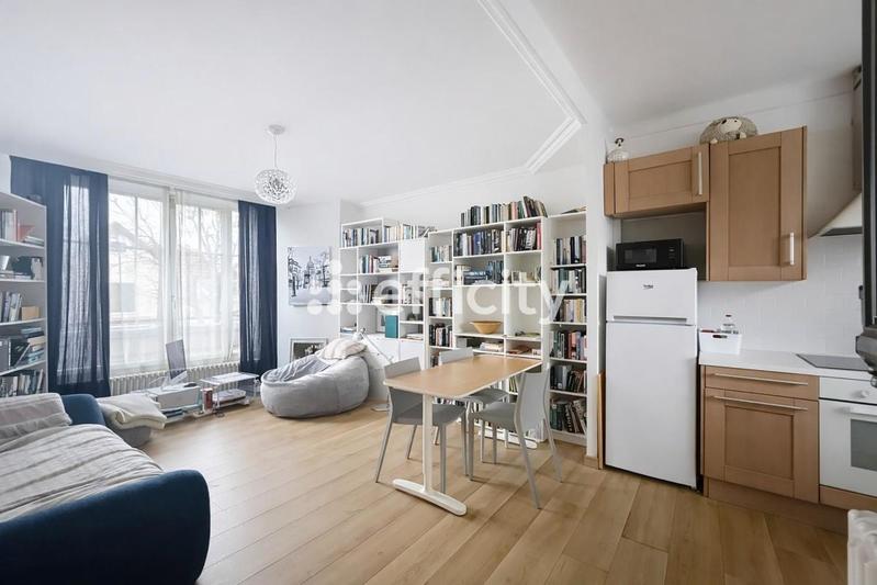 Maison - 65 m² - 3 pièces