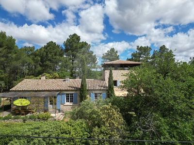 Maison en pierre - 220 m² - 6 pièces