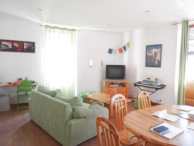 Appartement - 70 m² - 2 pièces