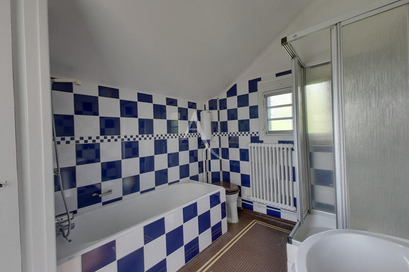 Maison - 148 m² - 7 pièces