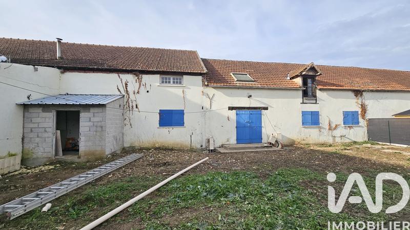 Maison - 400 m² - 1 pièce