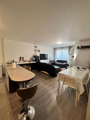 Appartement - 79 m² - 4 pièces