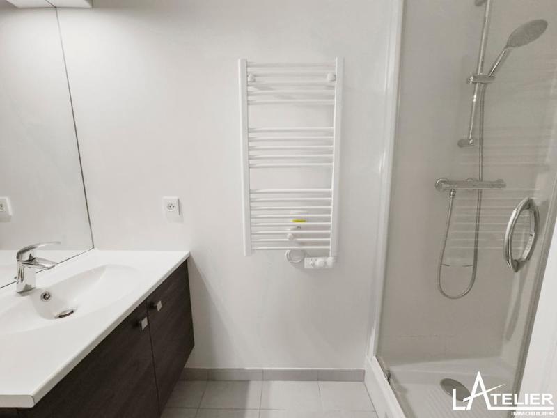 Appartement - 83 m² - 4 pièces