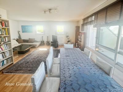 Appartement - 107 m² - 6 pièces