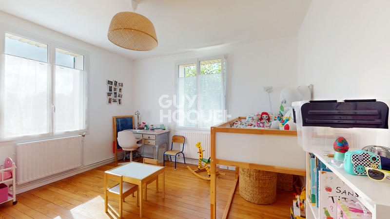 Maison - 102 m² - 4 pièces