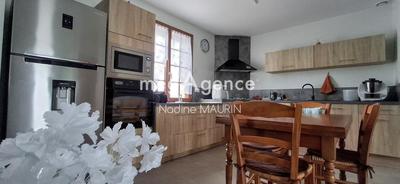 Pavillon - 96 m² - 4 pièces