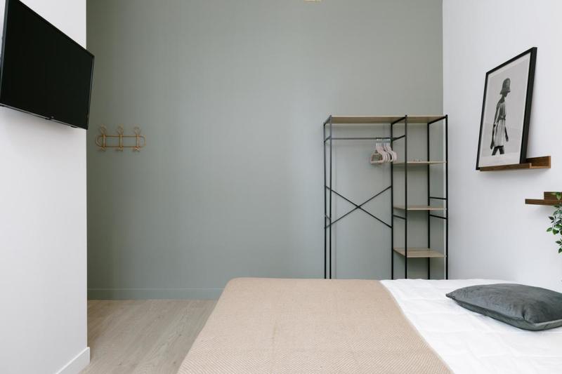 Maison - 250 m² - 12 pièces