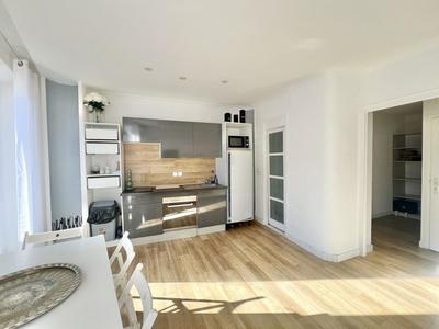 Studio - 27 m² - 1 pièce