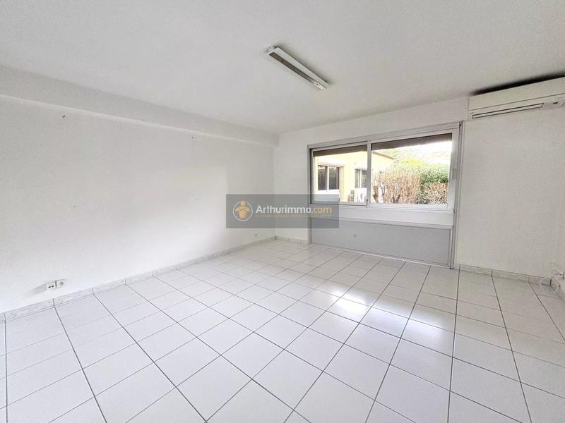 Bureau - 140 m² - 6 pièces