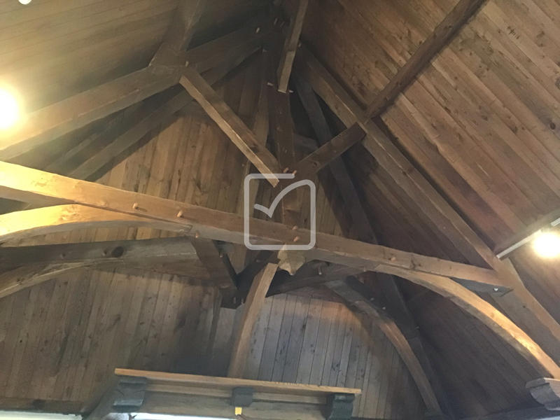 Maison - 1 481 m² - 65 pièces