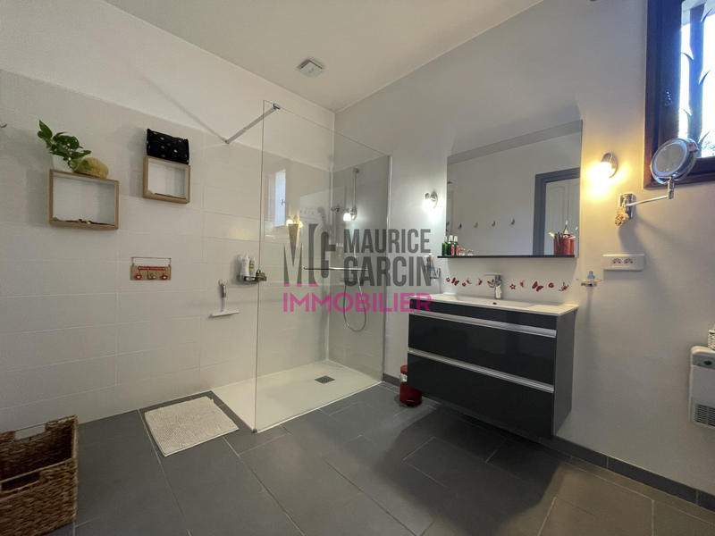 Maison - 148 m² - 6 pièces