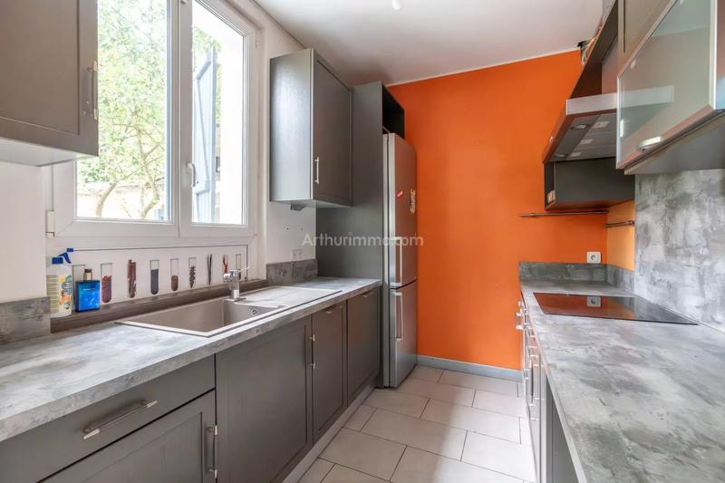 Maison - 223 m² - 8 pièces