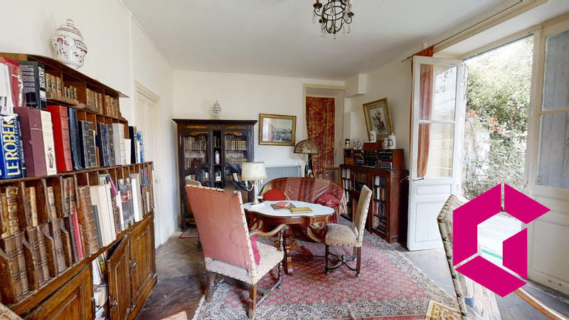 Maison - 180 m² - 6 pièces