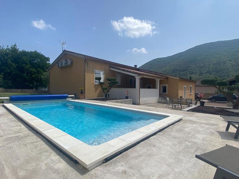 Maison - 133 m² - 5 pièces