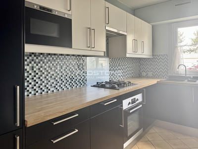 Appartement - 82 m² - 4 pièces